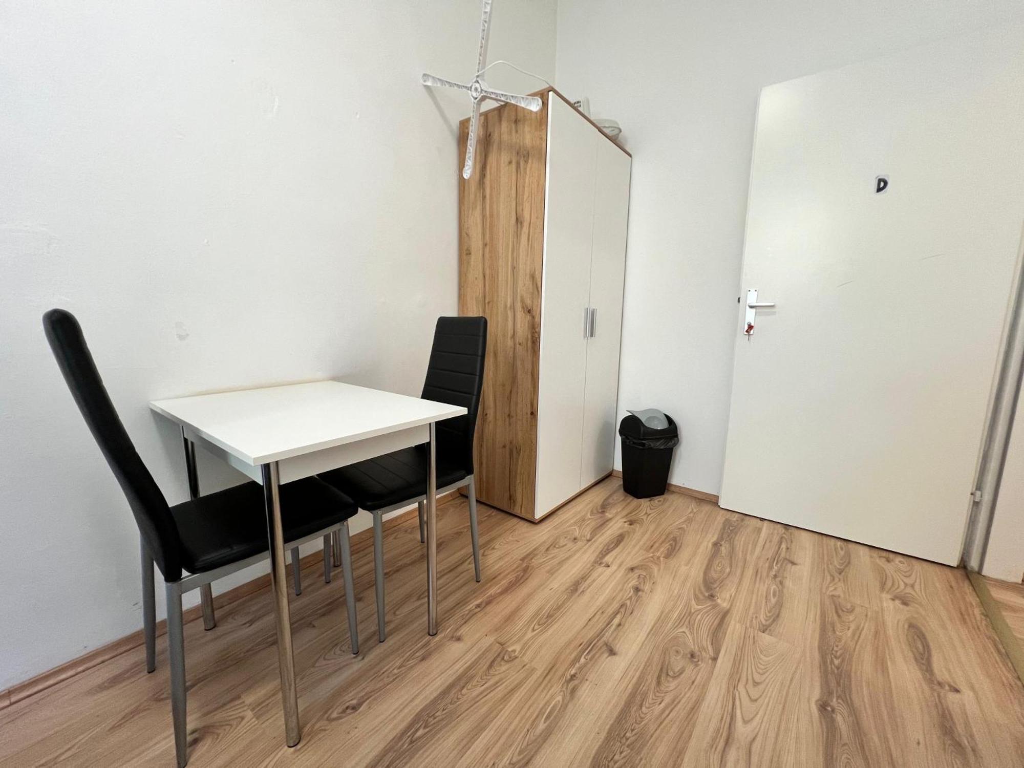 Comfortable 4br Perfect For Groups & Friends Apartment
